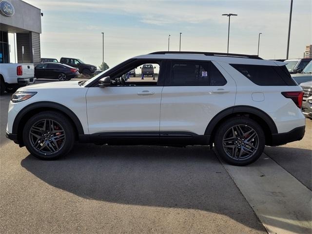 new 2025 Ford Explorer car, priced at $60,590