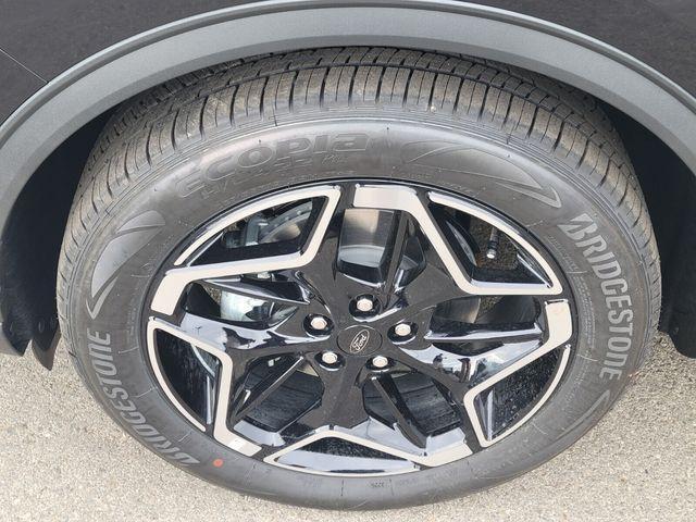 new 2025 Ford Escape car, priced at $32,632