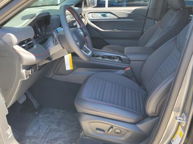 new 2025 Ford Explorer car, priced at $48,645