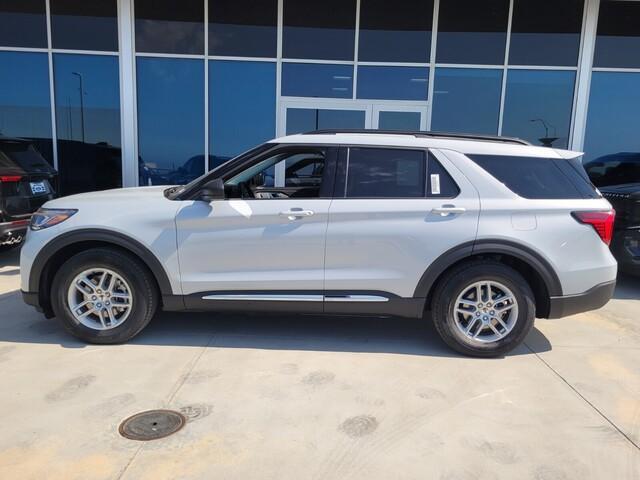 new 2025 Ford Explorer car, priced at $41,882