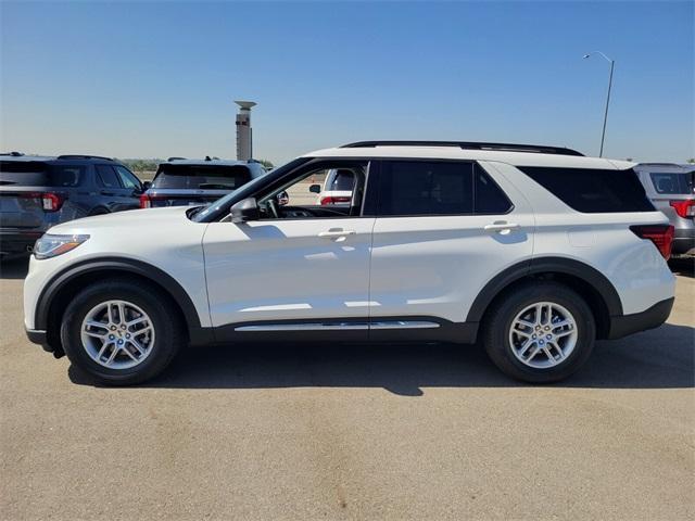 new 2025 Ford Explorer car, priced at $45,885