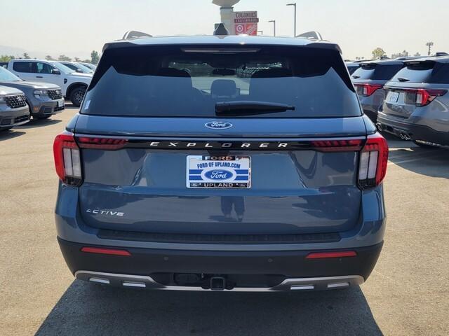 new 2025 Ford Explorer car, priced at $41,901