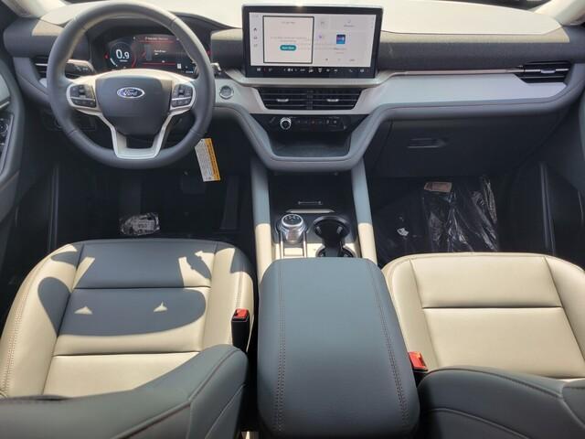 new 2025 Ford Explorer car, priced at $41,901