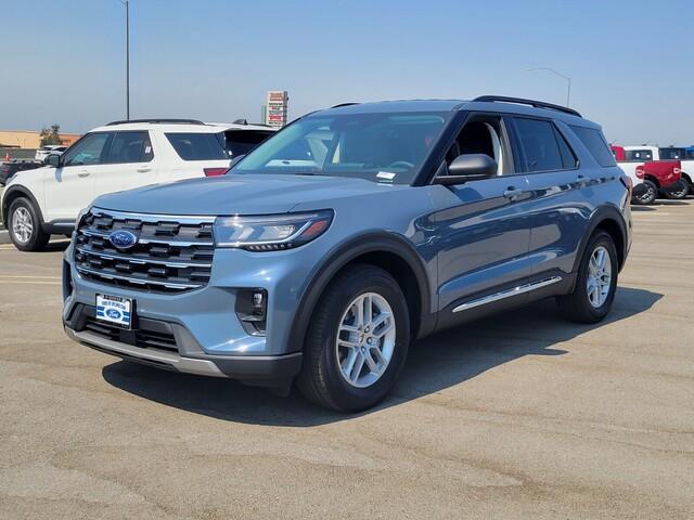 new 2025 Ford Explorer car, priced at $41,901