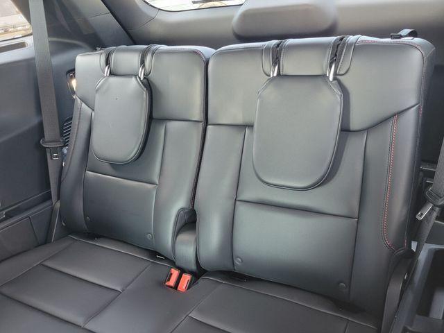 new 2025 Ford Explorer car