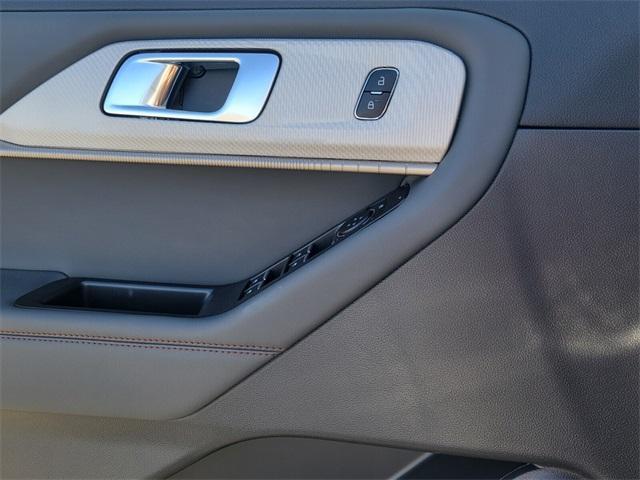 new 2025 Ford Explorer car, priced at $44,075