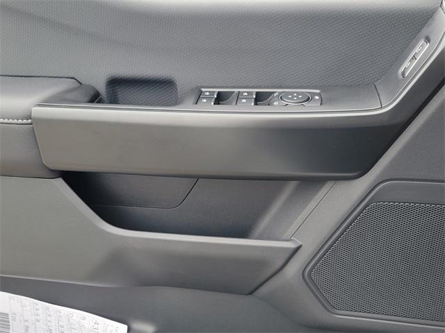 new 2025 Ford F-150 car, priced at $46,280
