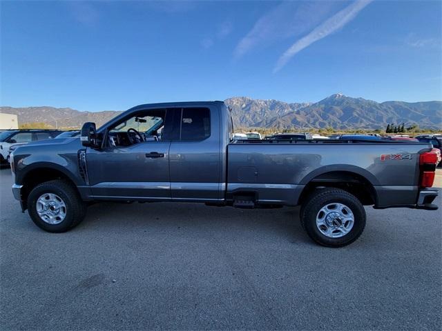 new 2025 Ford F-250 car, priced at $60,595