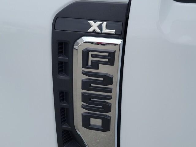 new 2025 Ford F-250 car, priced at $42,848