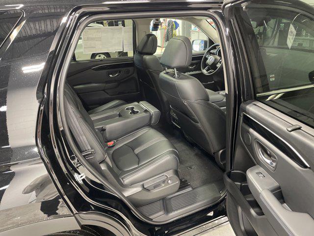 new 2025 Honda Pilot car, priced at $45,986