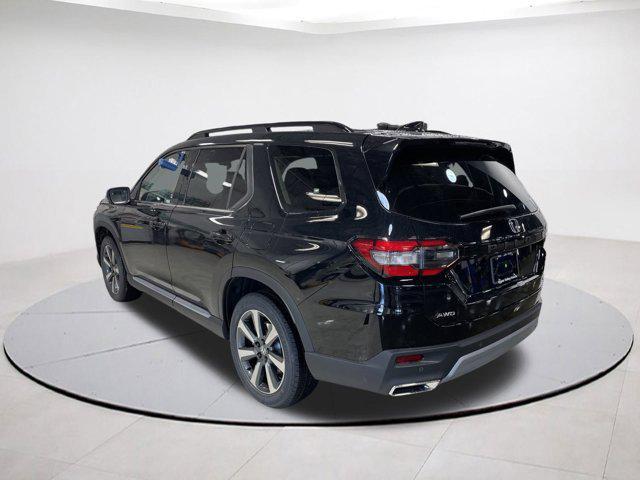 new 2025 Honda Pilot car, priced at $45,986