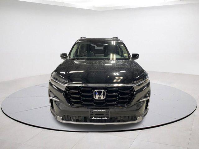 new 2025 Honda Pilot car, priced at $45,986