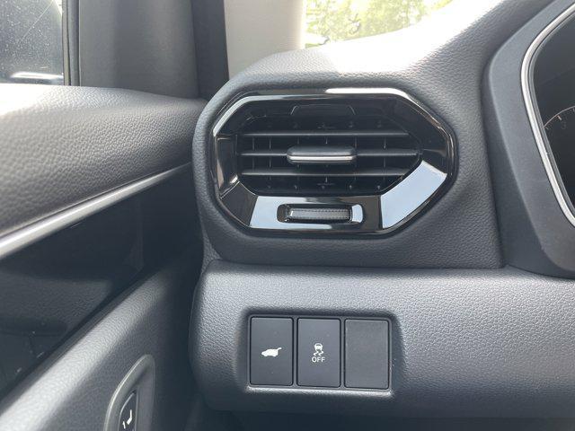 new 2025 Honda Pilot car, priced at $49,052