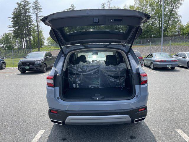 new 2025 Honda Pilot car, priced at $49,052