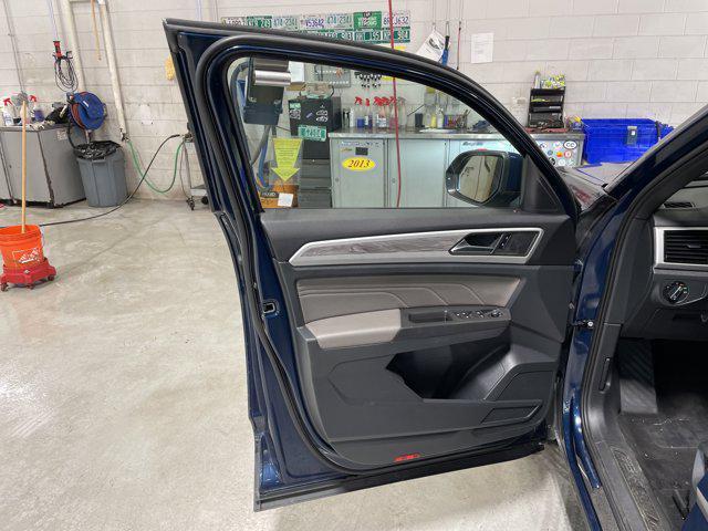 used 2022 Volkswagen Atlas Cross Sport car, priced at $26,004