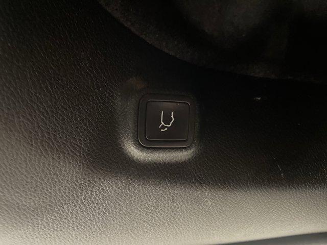 used 2019 Jeep Cherokee car, priced at $19,682