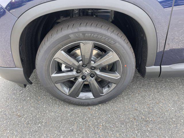 new 2025 Honda Pilot car, priced at $41,274
