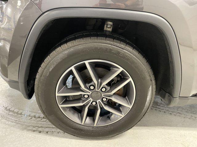 used 2020 Jeep Grand Cherokee car, priced at $22,105