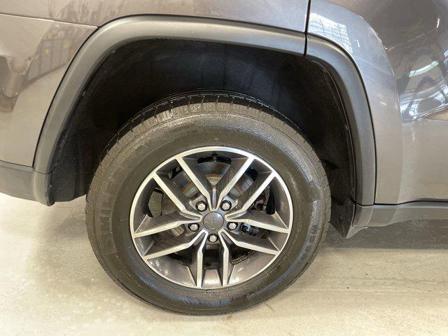 used 2020 Jeep Grand Cherokee car, priced at $22,105