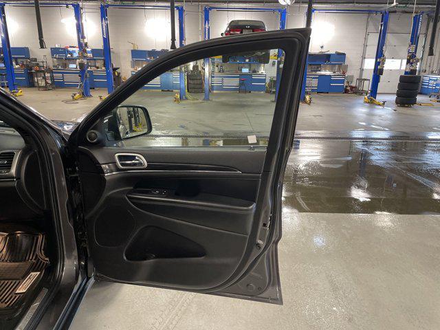 used 2020 Jeep Grand Cherokee car, priced at $22,105