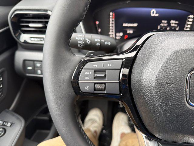 new 2025 Honda Pilot car, priced at $49,118