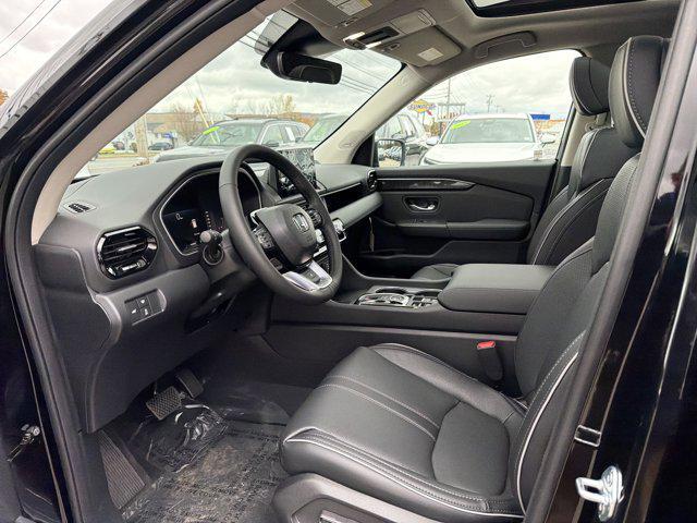 new 2025 Honda Pilot car, priced at $49,118