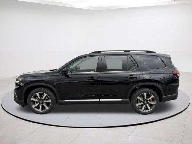 new 2025 Honda Pilot car, priced at $49,118