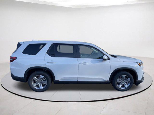 new 2025 Honda Pilot car, priced at $45,763