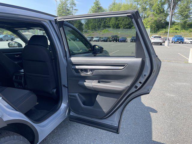 new 2026 Honda CR-V Hybrid car, priced at $38,900