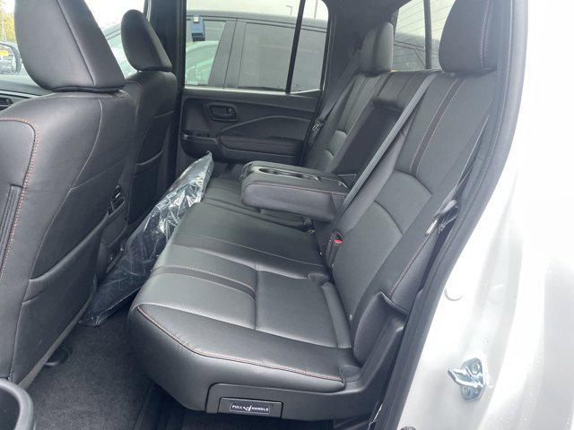 new 2025 Honda Ridgeline car, priced at $45,633