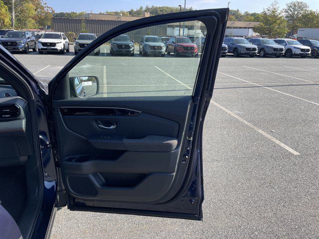 new 2025 Honda Pilot car, priced at $40,291