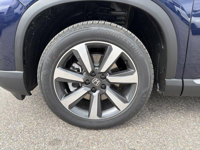 new 2025 Honda Pilot car, priced at $45,986