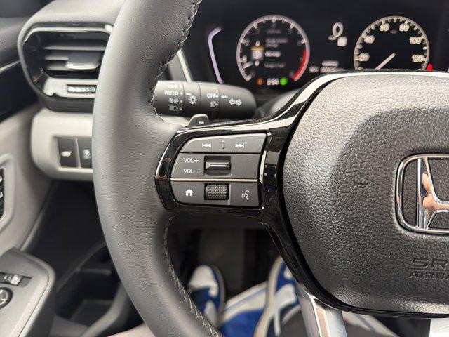 new 2025 Honda Pilot car, priced at $45,986