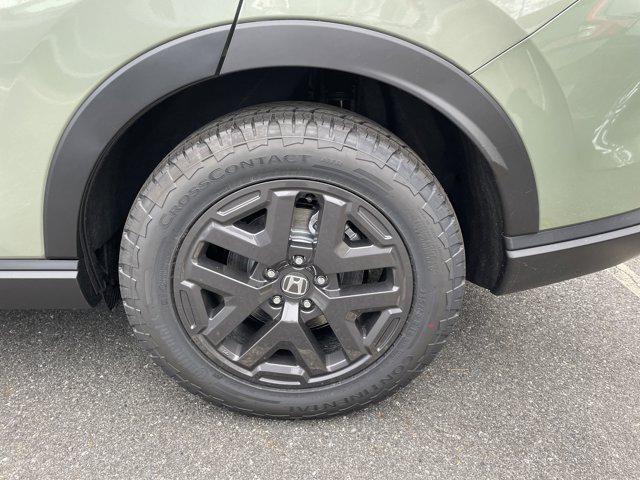 new 2026 Honda CR-V Hybrid car, priced at $38,401