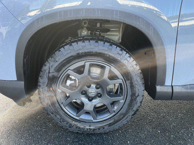 new 2025 Honda Pilot car, priced at $46,215