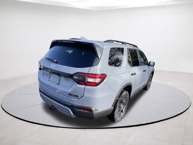 new 2025 Honda Pilot car, priced at $46,215