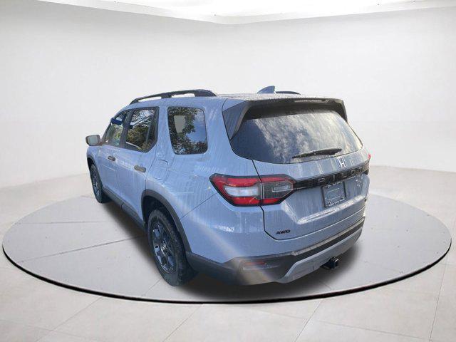 new 2025 Honda Pilot car, priced at $46,215