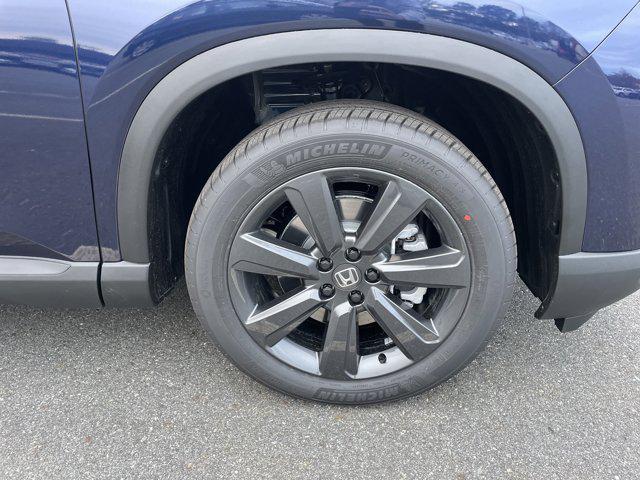 new 2025 Honda Pilot car, priced at $40,364