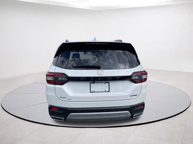 used 2023 Honda Pilot car, priced at $37,842