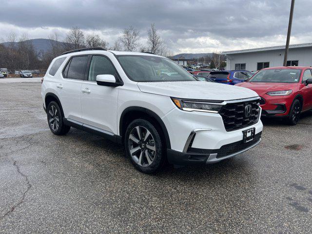 new 2025 Honda Pilot car