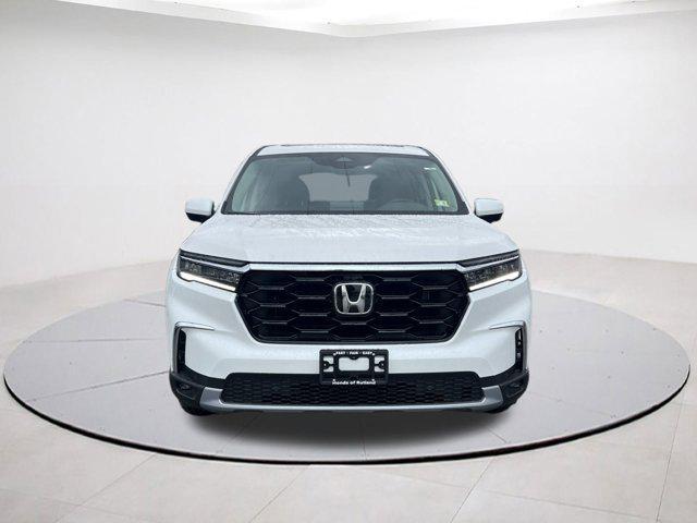 new 2025 Honda Pilot car