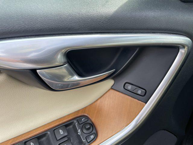 used 2017 Volvo XC60 car, priced at $15,657