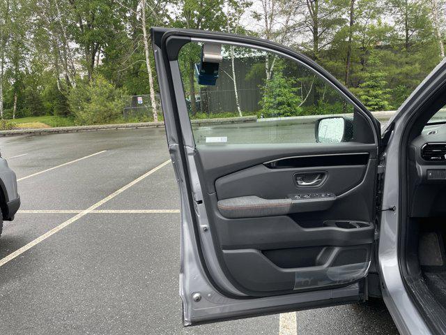 new 2025 Honda Pilot car