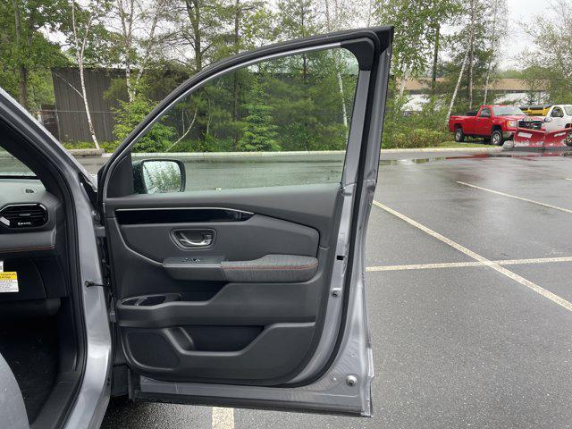 new 2025 Honda Pilot car