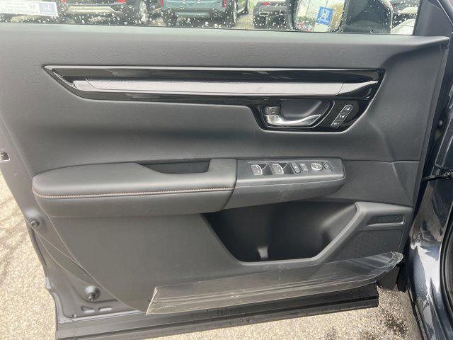 new 2025 Honda CR-V Hybrid car