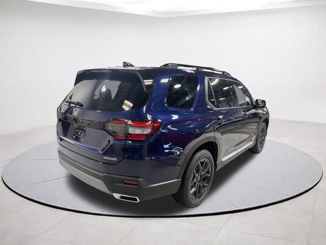 new 2025 Honda Pilot car, priced at $47,696