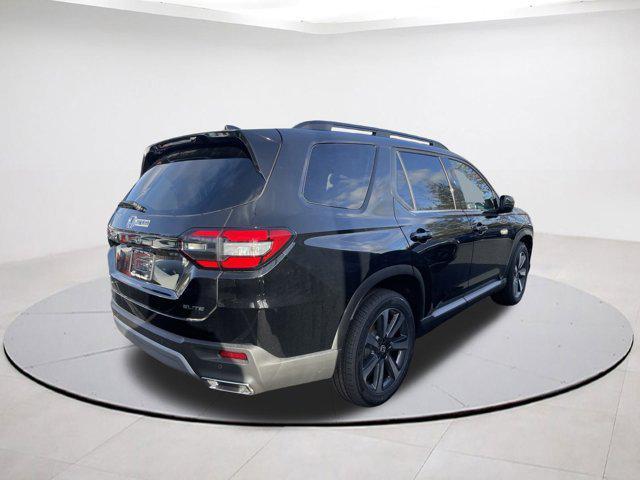 new 2025 Honda Pilot car, priced at $52,633