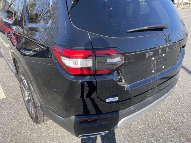 used 2025 Honda Pilot car, priced at $49,371