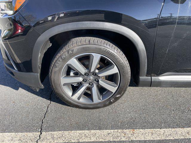 used 2025 Honda Pilot car, priced at $49,371