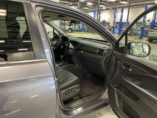 used 2020 Honda Pilot car, priced at $27,492